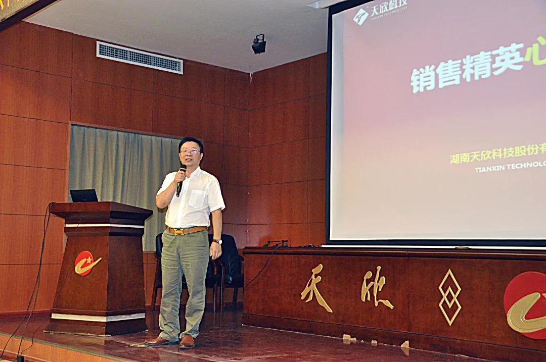 仿古磚加盟,仿古磚招商,仿古磚十大品牌,金達雅瓷磚,噴墨磚